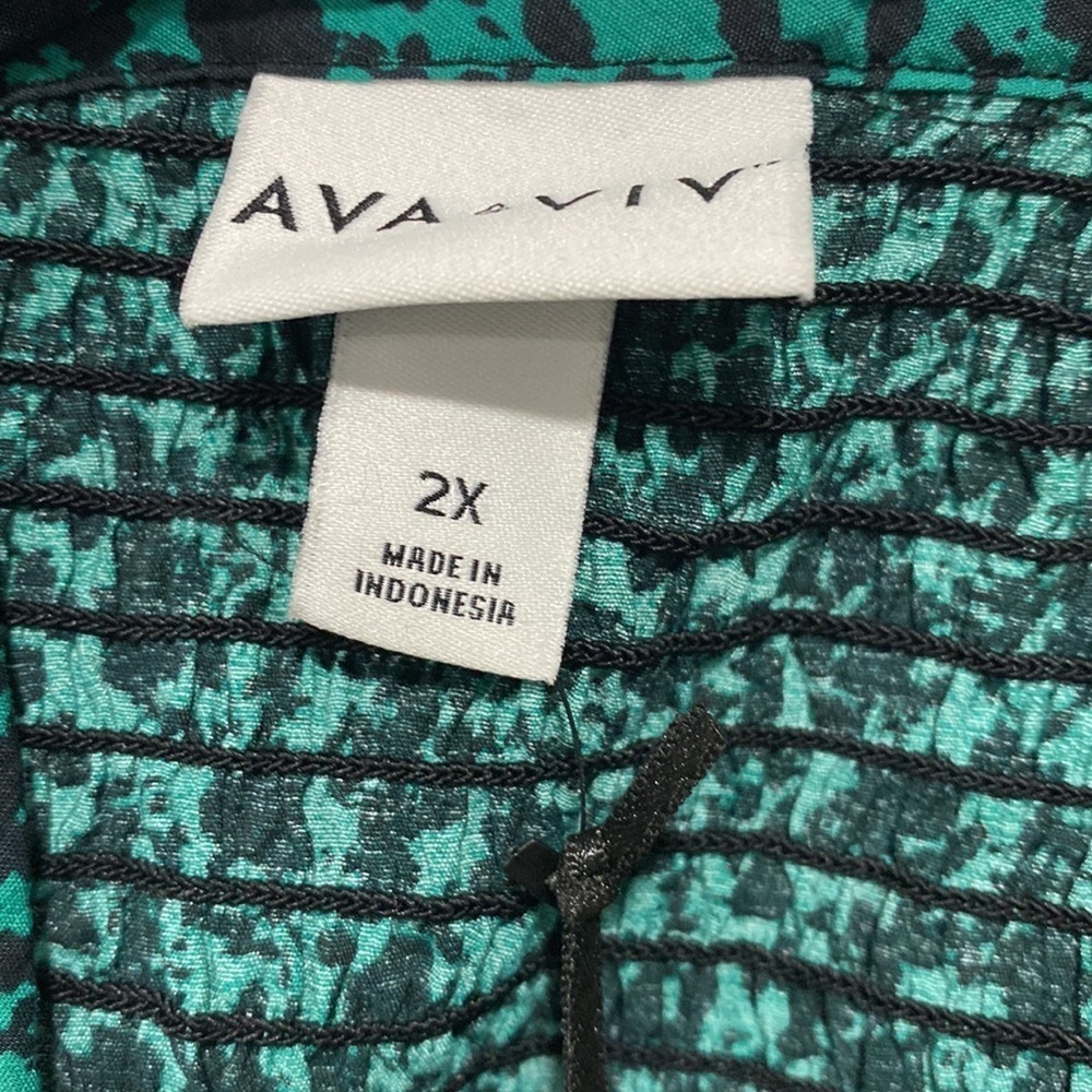 Women’s A Line V Neck Ballon Long Sleeve Floral Blouse - Ava & Viv Green Size 2X - Picture 3 of 6